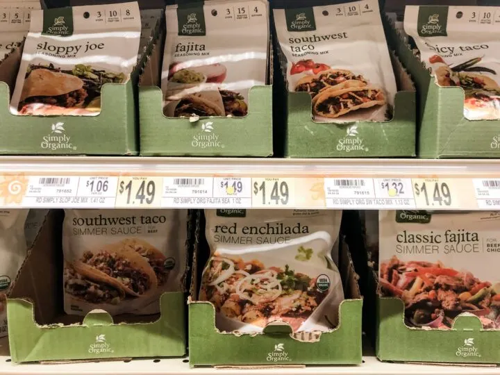 https://thehelpfulgf.com/wp-content/uploads/2022/05/Simply-Organic-Gluten-free-Seasonings-and-Sauces-on-Shelf-at-Wegmans-720x540.jpg.webp