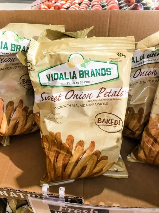 vidalia brands sweet onion petals bags at strack & van til grocery