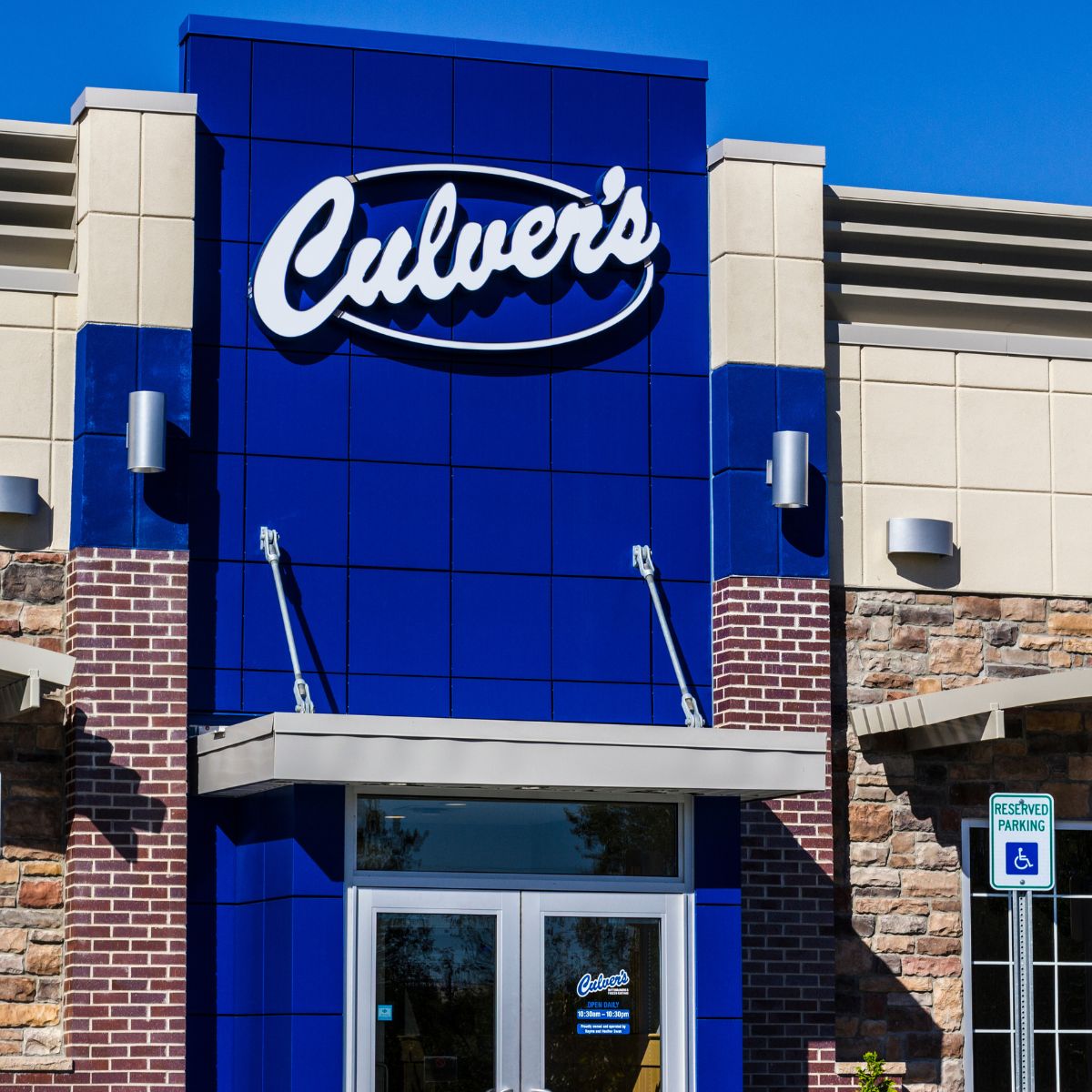 The outside of a Culver's restaurant